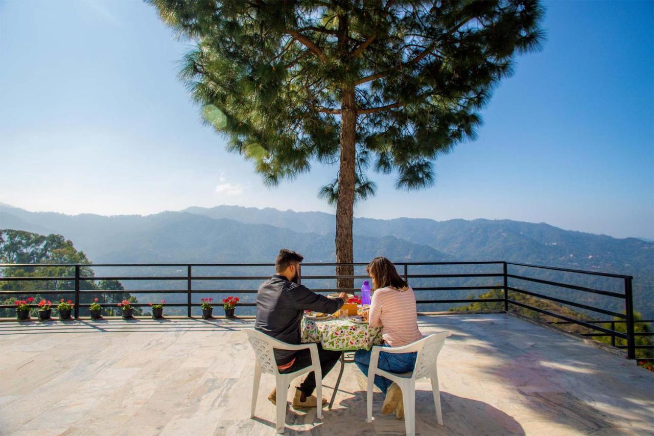 Villa Woodside Meadows By Veo - Part Of Stayvista Kasauli Exterior photo